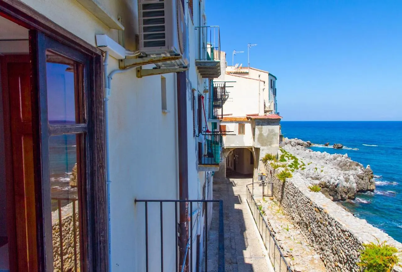 Sailor'S Houses Hotel Cefalu Italy
